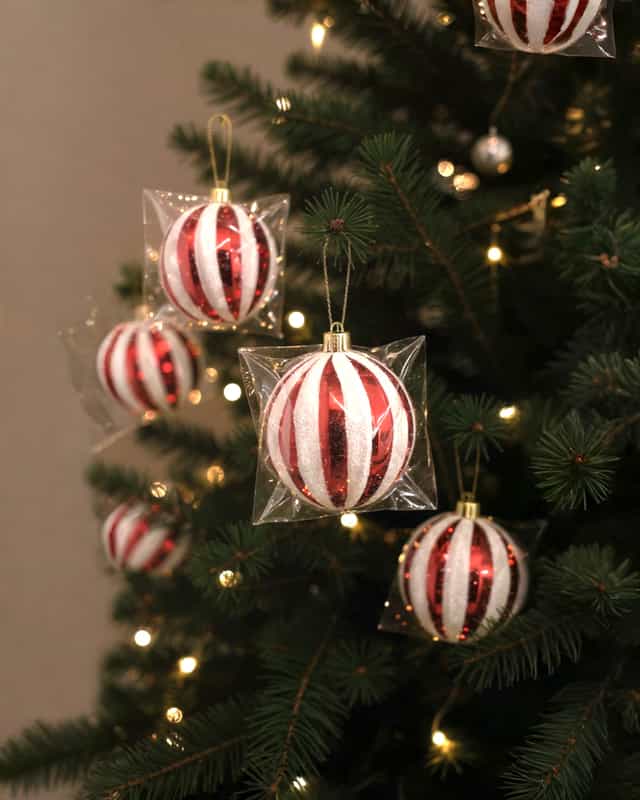 Yılbaşı Ağacı Kırmızı Beyaz Dilimli Şeker Top Süs 10 cm 4lü