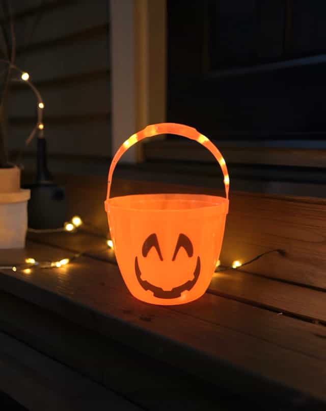 Işıklı Cadılar Bayramı Balkabağı Kova