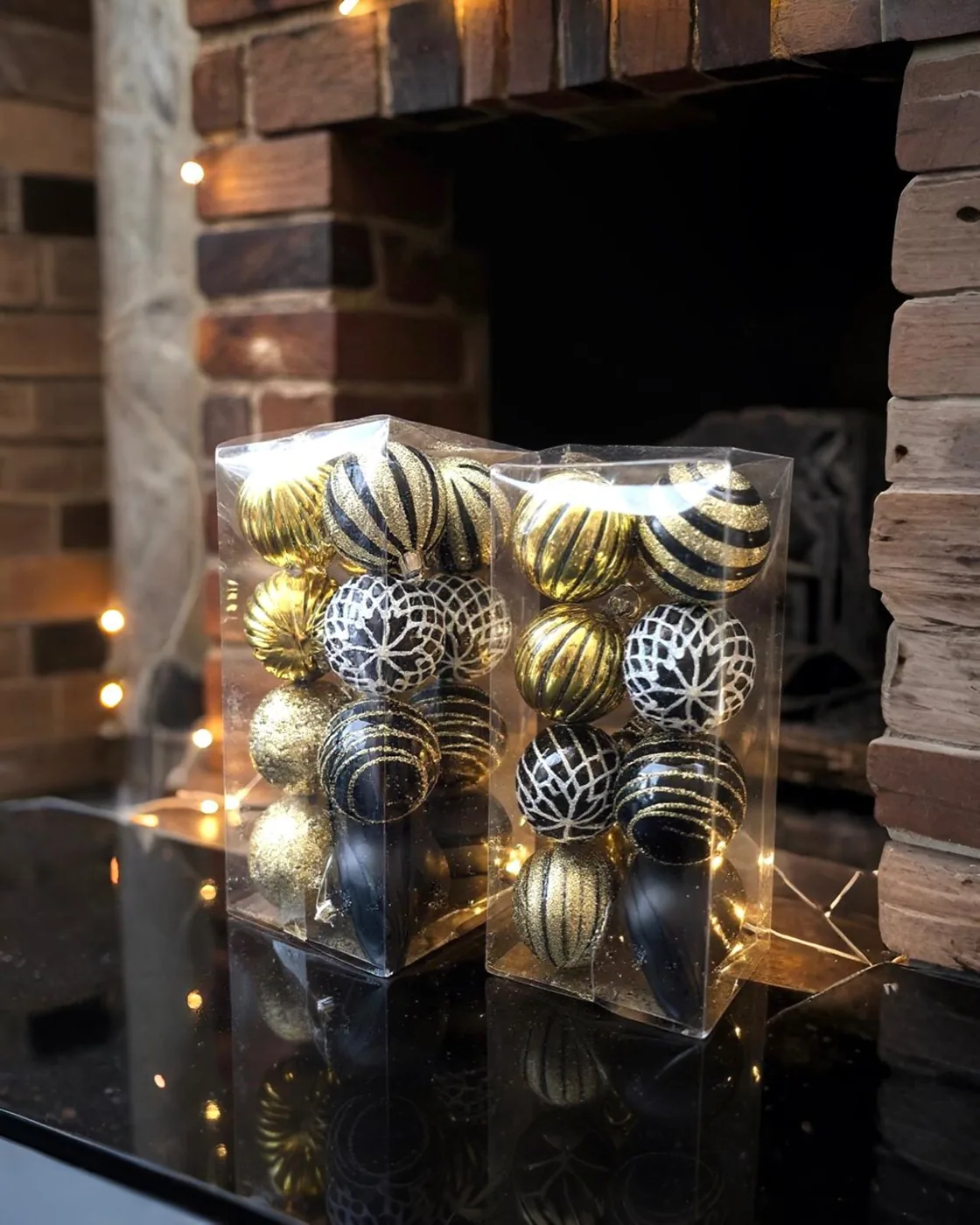 Yılbaşı Ağacı Siyah Gold Desenli Top Süs16 Lı 6 CM